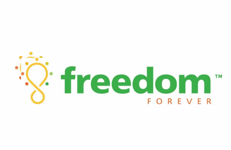 Freedom Forever Debuts AI Solar Management Strumento di gestione
