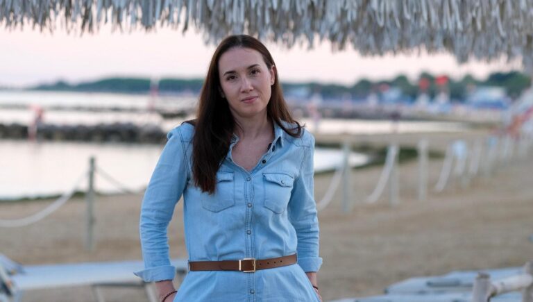 Felicia Kingsley: “Tanto amore e poco sesso, vi racconto come nasce un romanzo rosa”