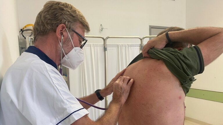 Iss, 18% degli adulti e 57% over-65 ha una patologia cronica - Medicina