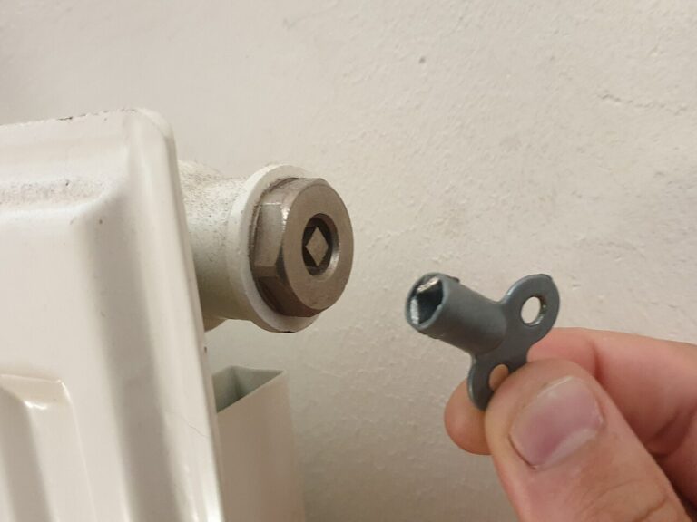 Radiator sleutel