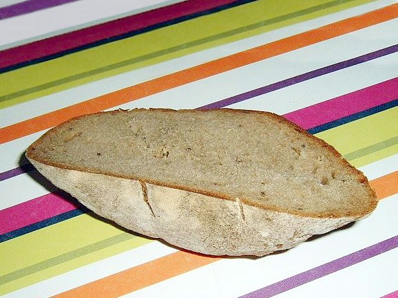 Pane raffermo di ottobre: tre usi che vale la pena fare stasera Caraway bread